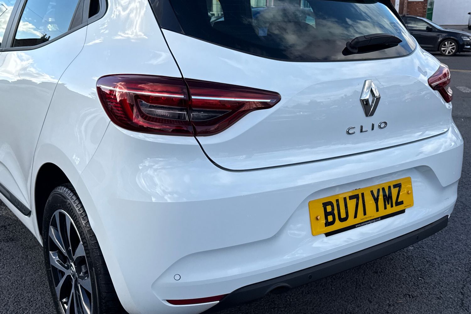 Used Renault Clio 2021 for sale - 76401700: Photo 8