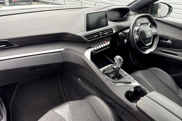 Used Peugeot 3008 2020 for sale - 76274596: Photo 15