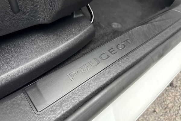 Used Peugeot 3008 2020 for sale - 76274596: Photo 36
