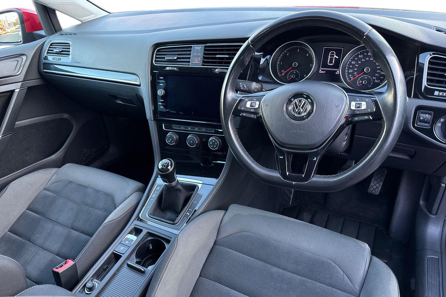 Used Volkswagen Golf 2017 for sale - 76896139: Photo 14