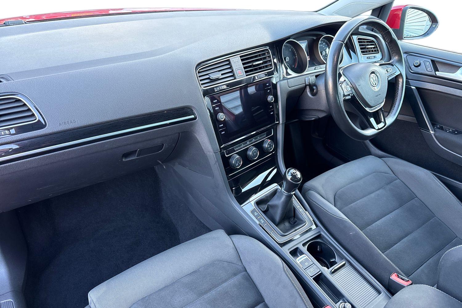 Used Volkswagen Golf 2017 for sale - 76896139: Photo 15