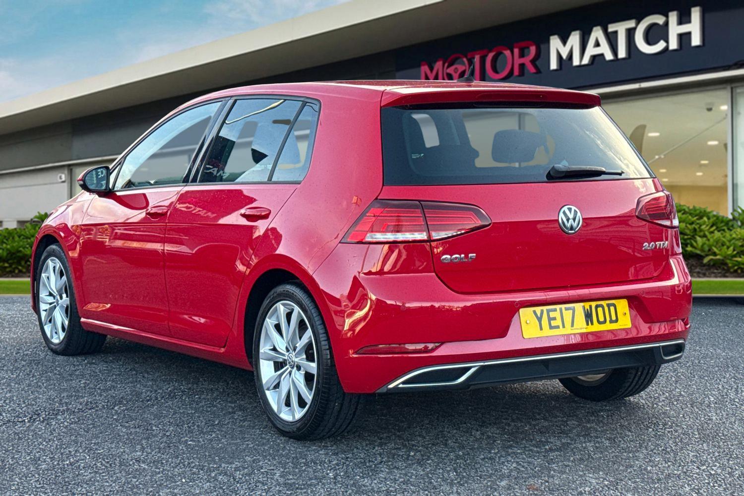 Used Volkswagen Golf 2017 for sale - 76896139: Photo 2