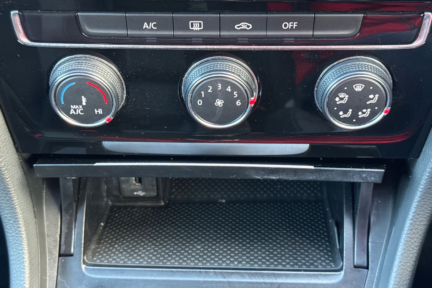 Used Volkswagen Golf 2017 for sale - 76896139: Photo 22