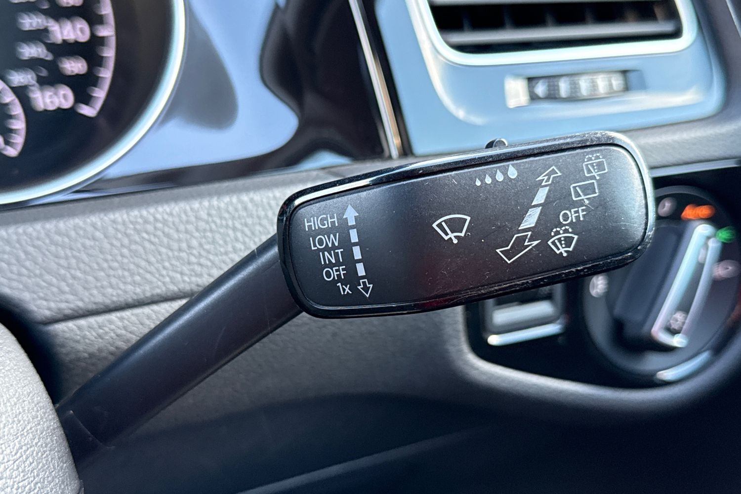 Used Volkswagen Golf 2017 for sale - 76896139: Photo 37