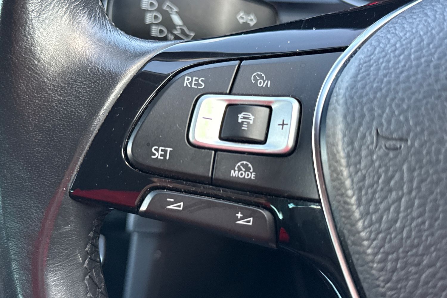 Used Volkswagen Golf 2017 for sale - 76896139: Photo 38