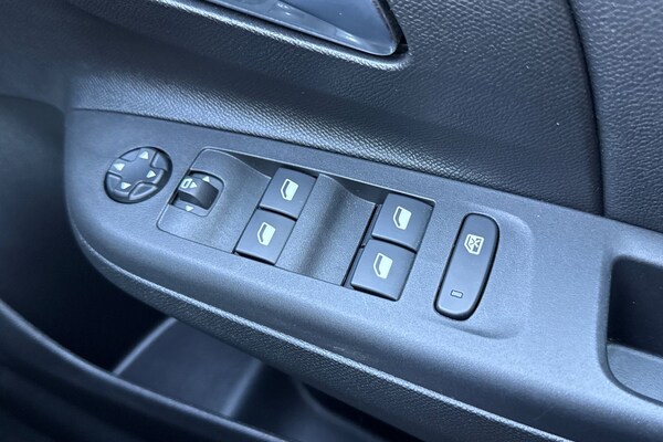 Used Vauxhall Corsa 2020 for sale - 76186009: Photo 31