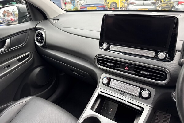 Used Hyundai KONA 2022 for sale - 76224736: Photo 20
