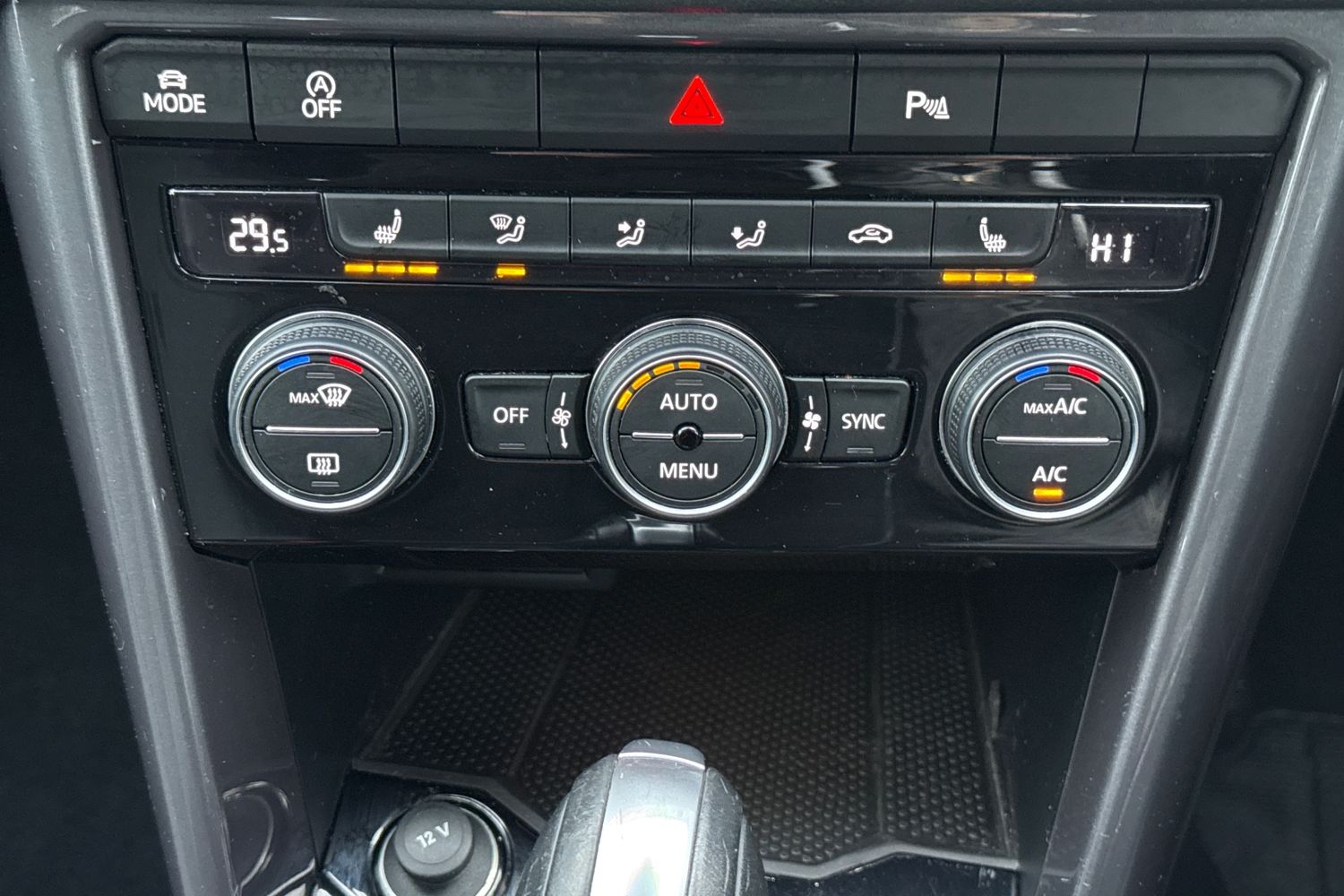 Used Volkswagen T-Roc 2019 for sale - 77553359: Photo 22