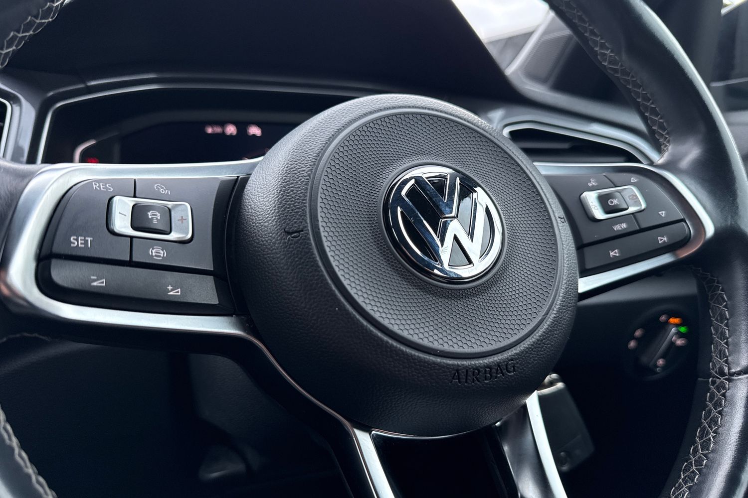 Used Volkswagen T-Roc 2019 for sale - 77553359: Photo 50