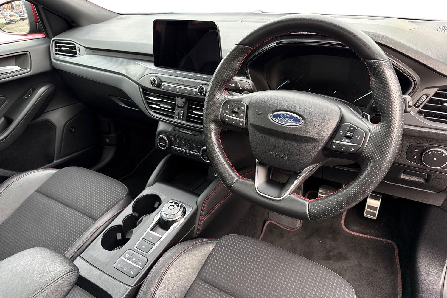 Used Ford Focus 2019 for sale - 76502990: Photo 14