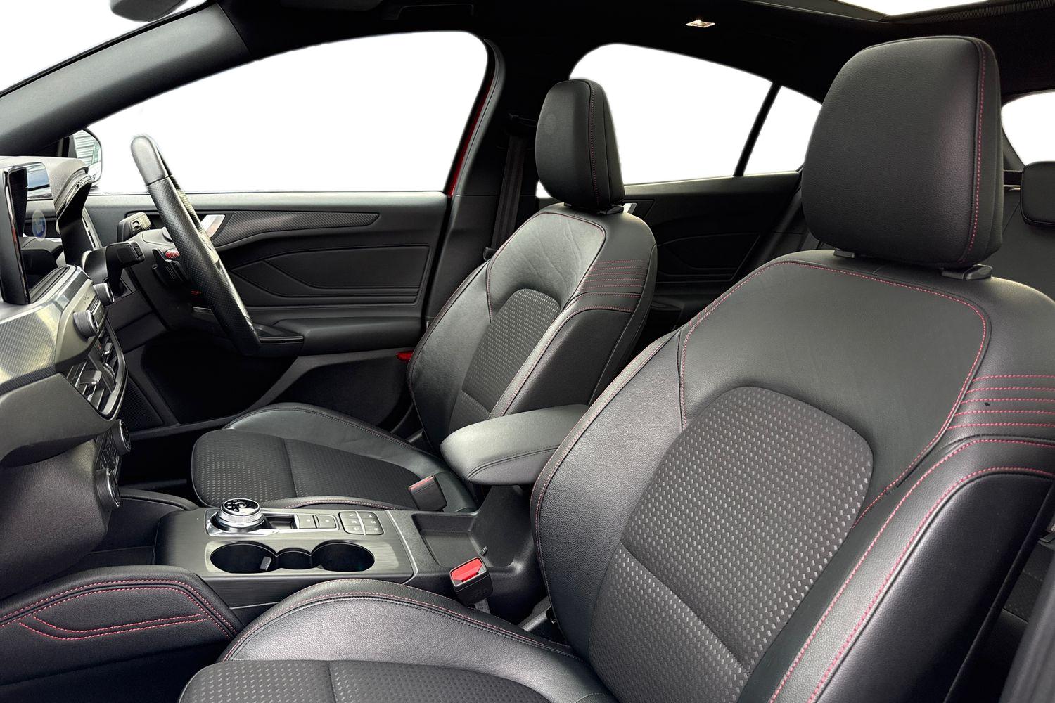 Used Ford Focus 2019 for sale - 76502990: Photo 16