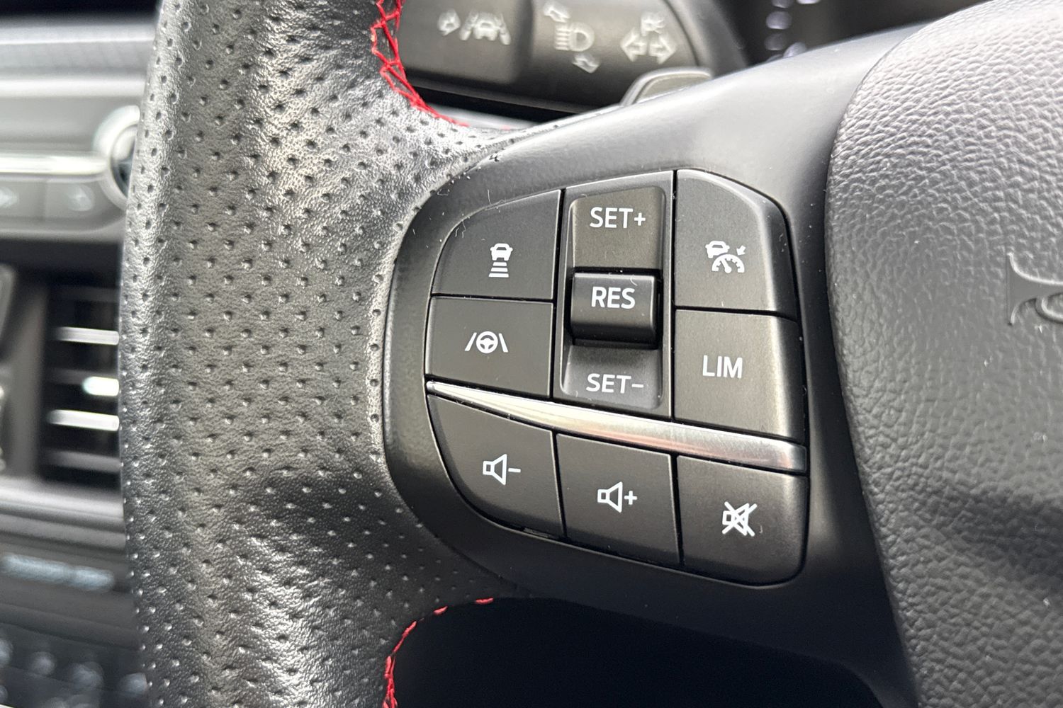 Used Ford Focus 2019 for sale - 76502990: Photo 43