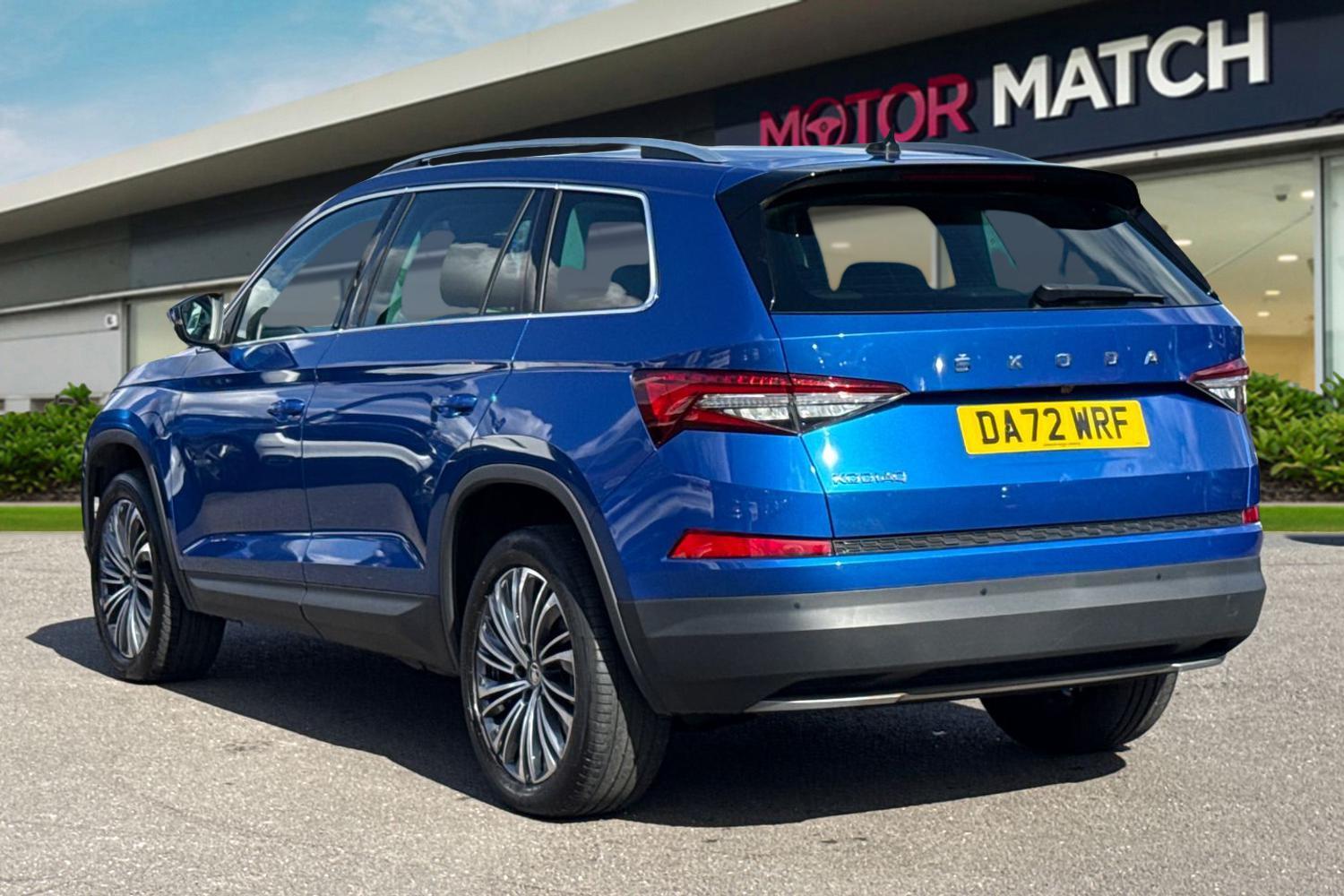 Used Skoda Karoq 2023 for sale - 78224342: Photo 2