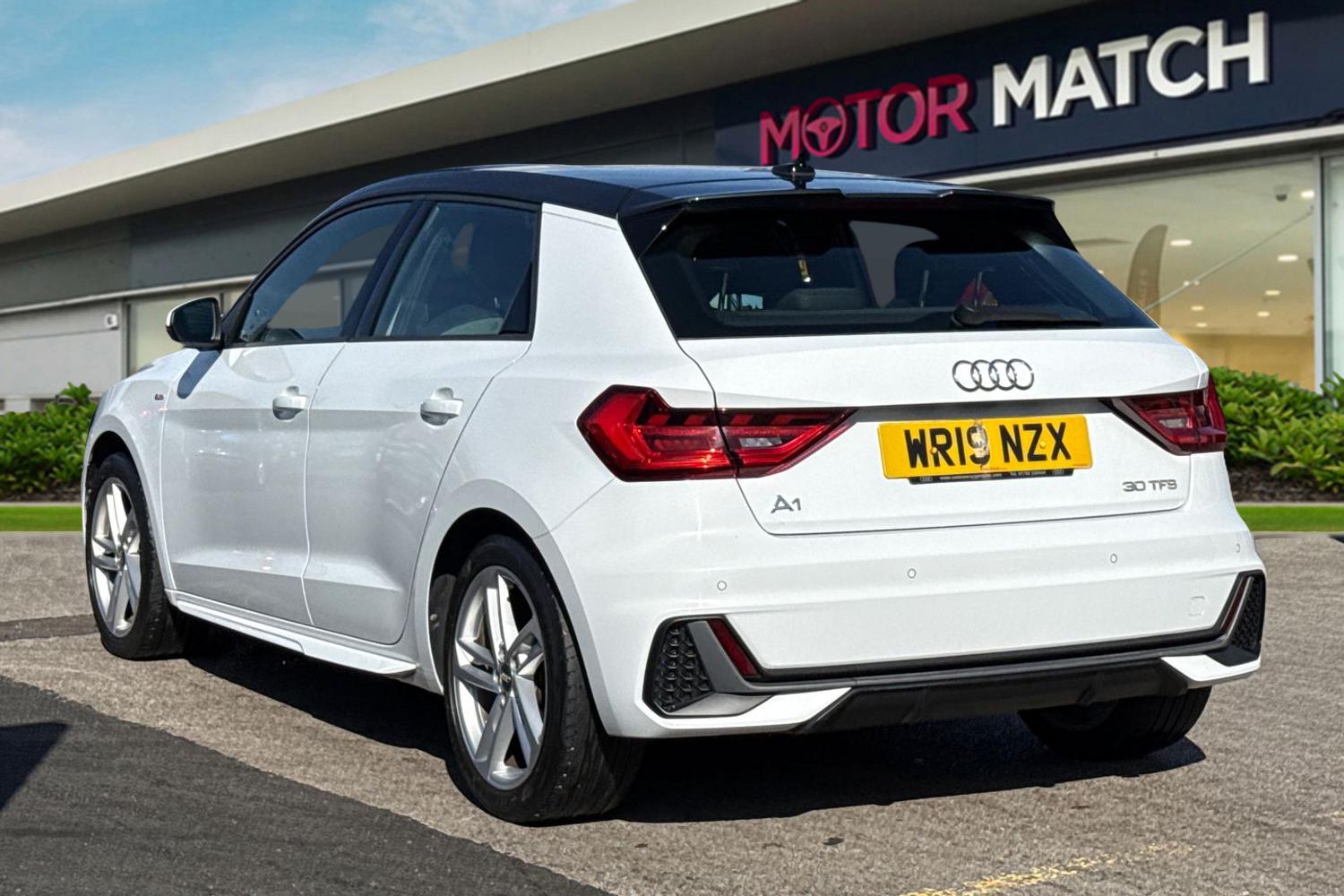 Used Audi A1 2019 for sale - 77943774: Photo 2