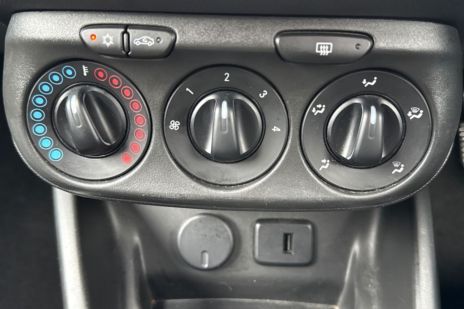 Used Vauxhall Corsa 2019 for sale - 76624995: Photo 22