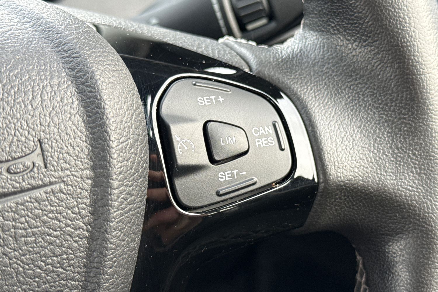 Used Ford Ka+ 2019 for sale - 77123716: Photo 36