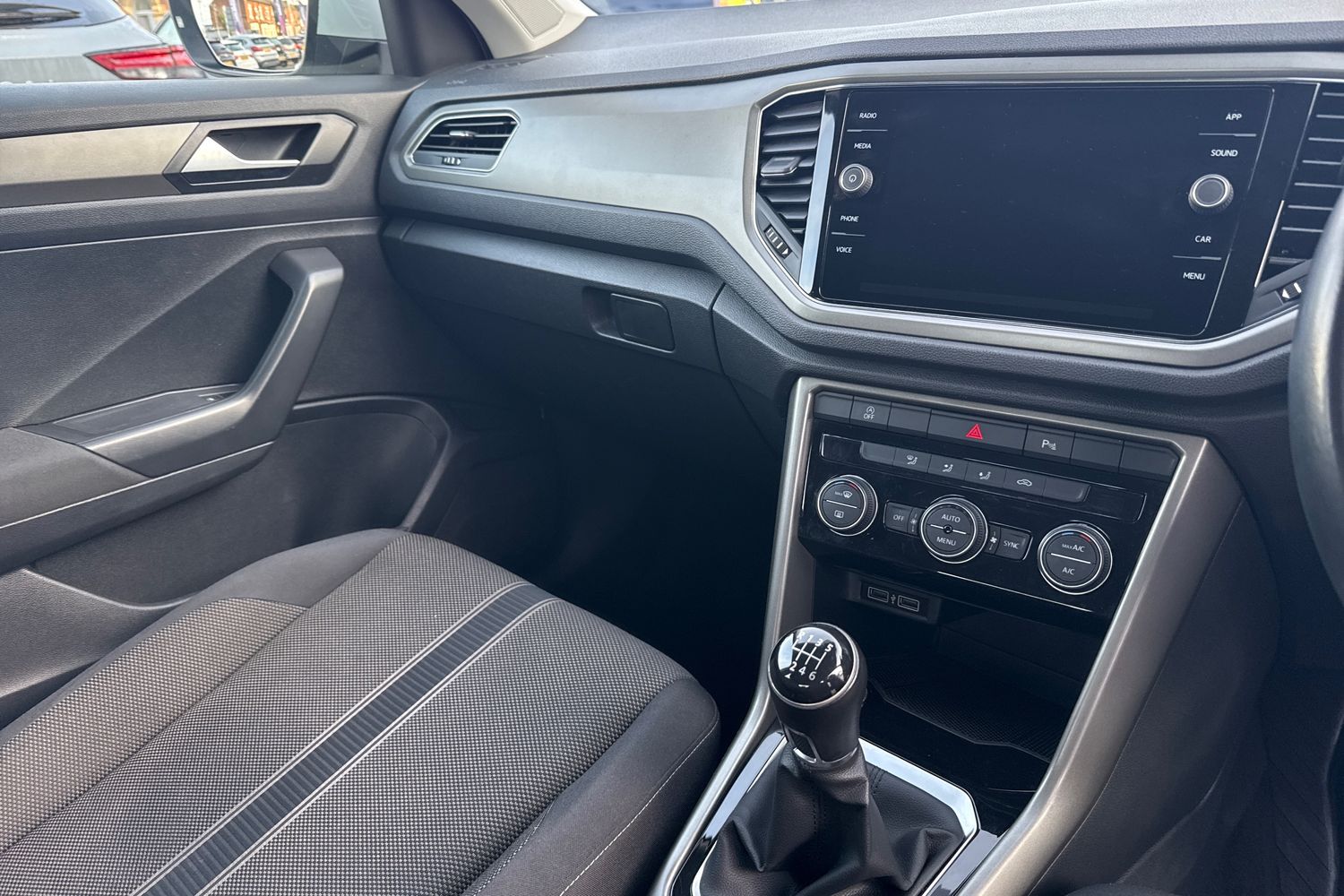 Used Volkswagen T-Roc 2020 for sale - 76711754: Photo 20