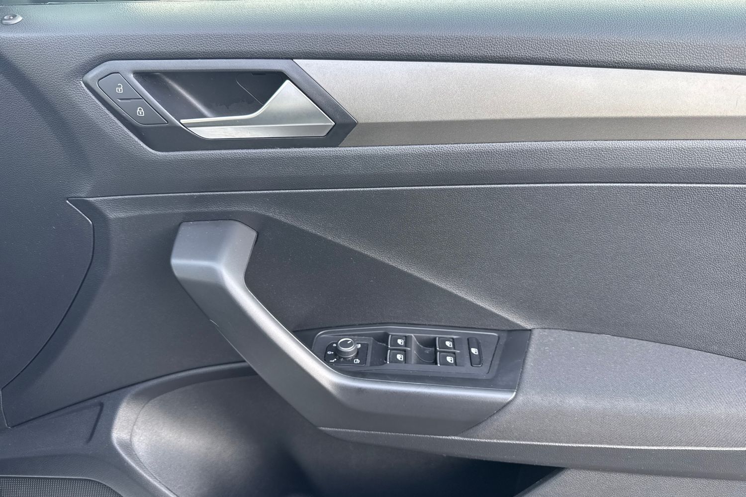 Used Volkswagen T-Roc 2020 for sale - 76711754: Photo 21