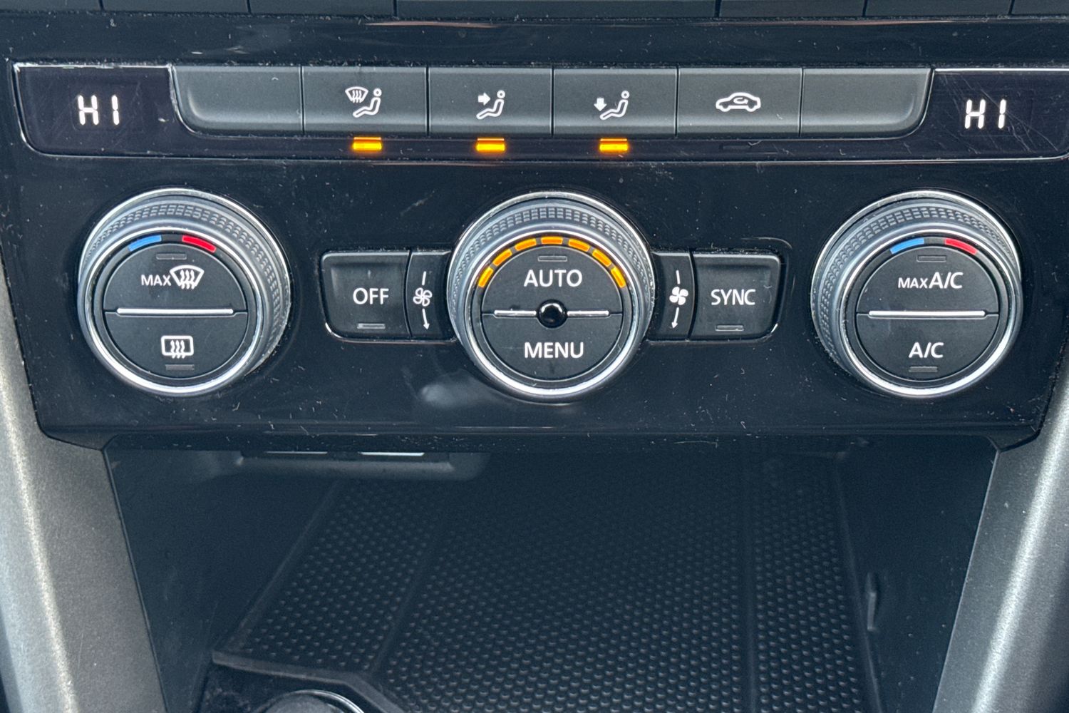 Used Volkswagen T-Roc 2020 for sale - 76711754: Photo 22