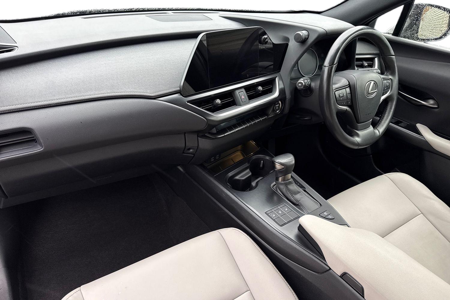 Used Lexus UX 2023 for sale - 76909467: Photo 15