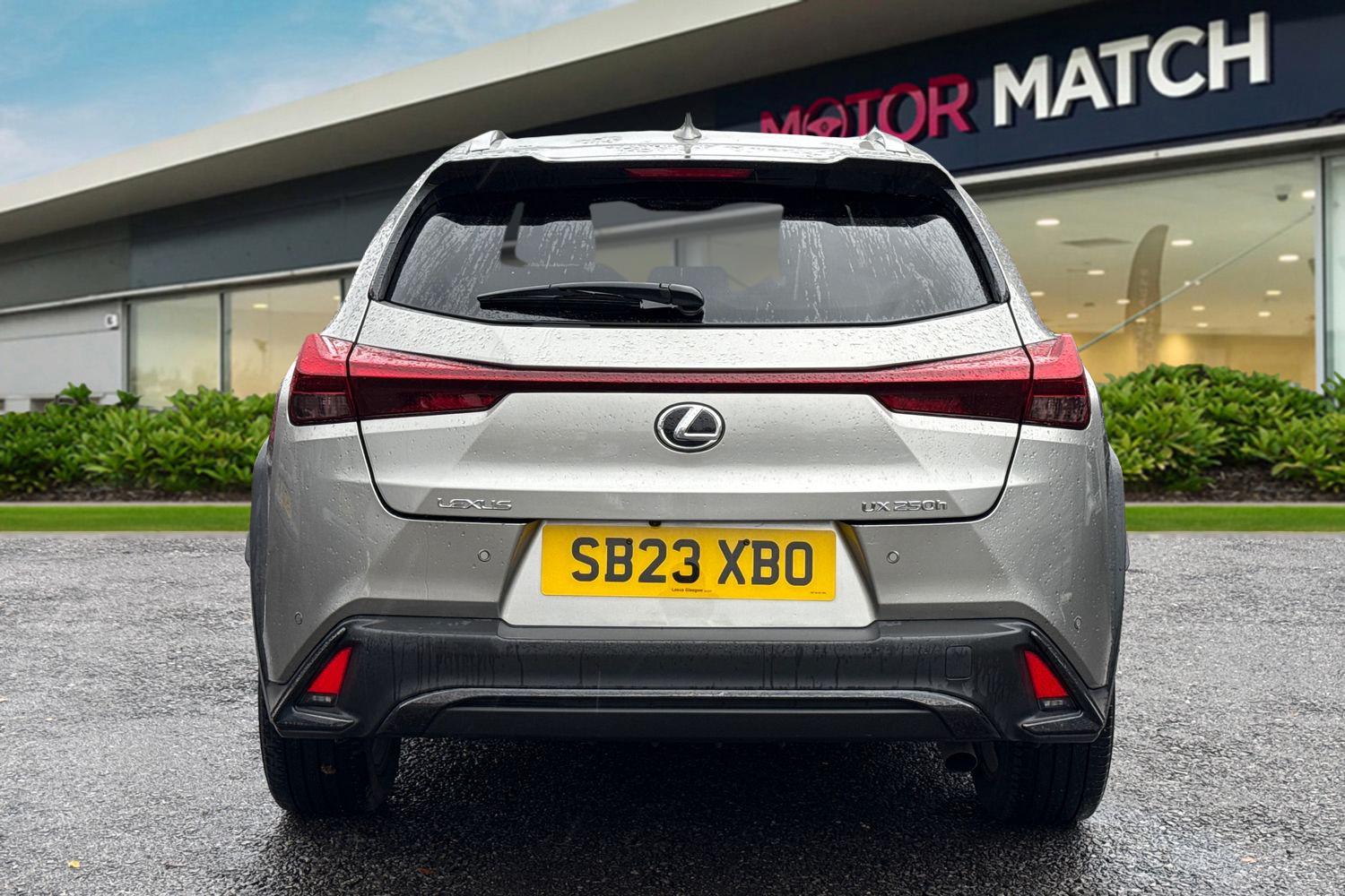 Used Lexus UX 2023 for sale - 76909467: Photo 4