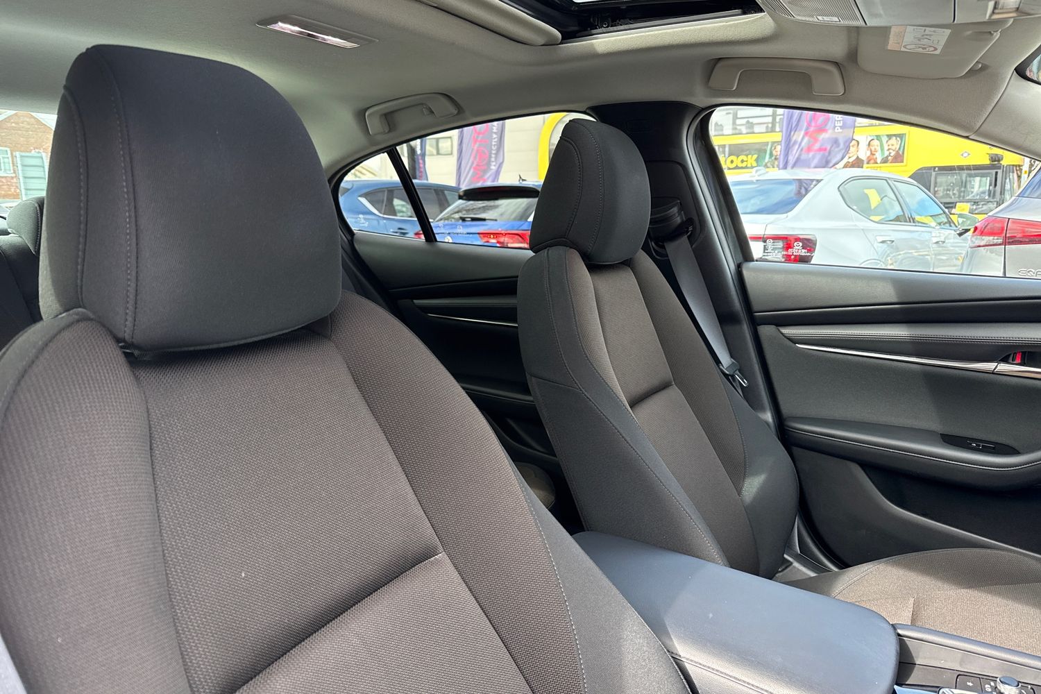 Used Mazda Mazda3 2022 for sale - 77886400: Photo 24