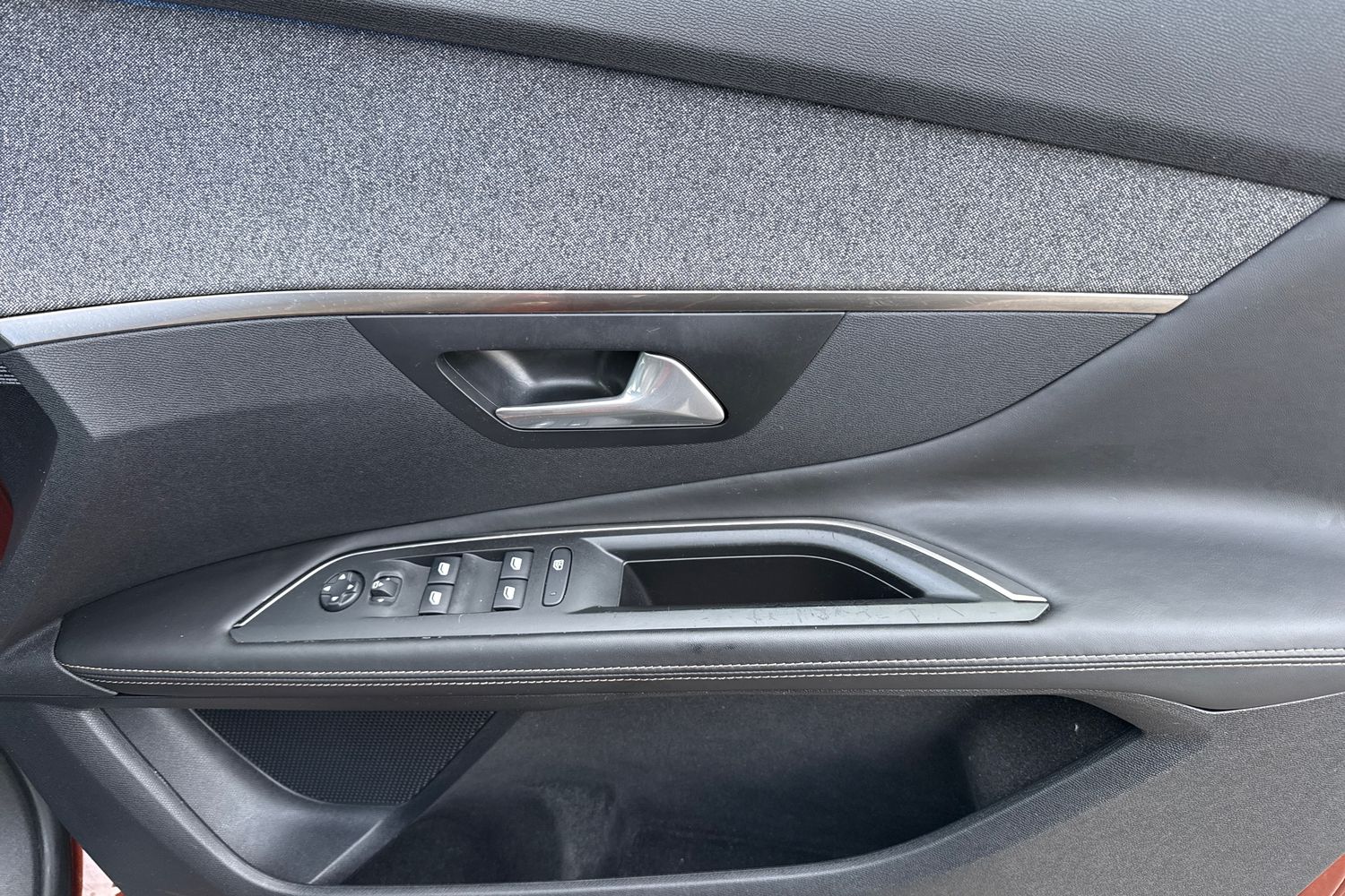 Used Peugeot 3008 2018 for sale - 77641980: Photo 21