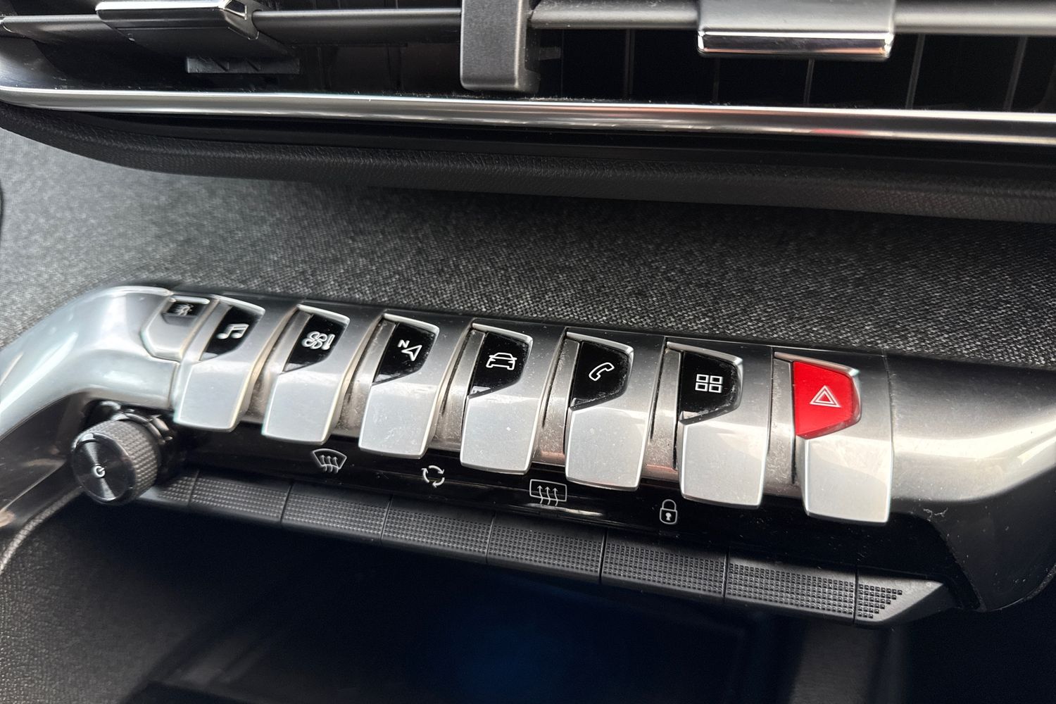 Used Peugeot 3008 2018 for sale - 77641980: Photo 44