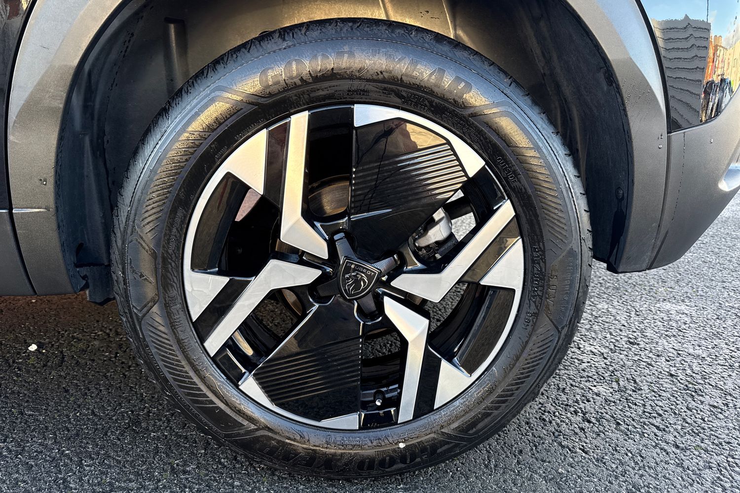 Used Peugeot 2008 2024 for sale - 76805303: Photo 12