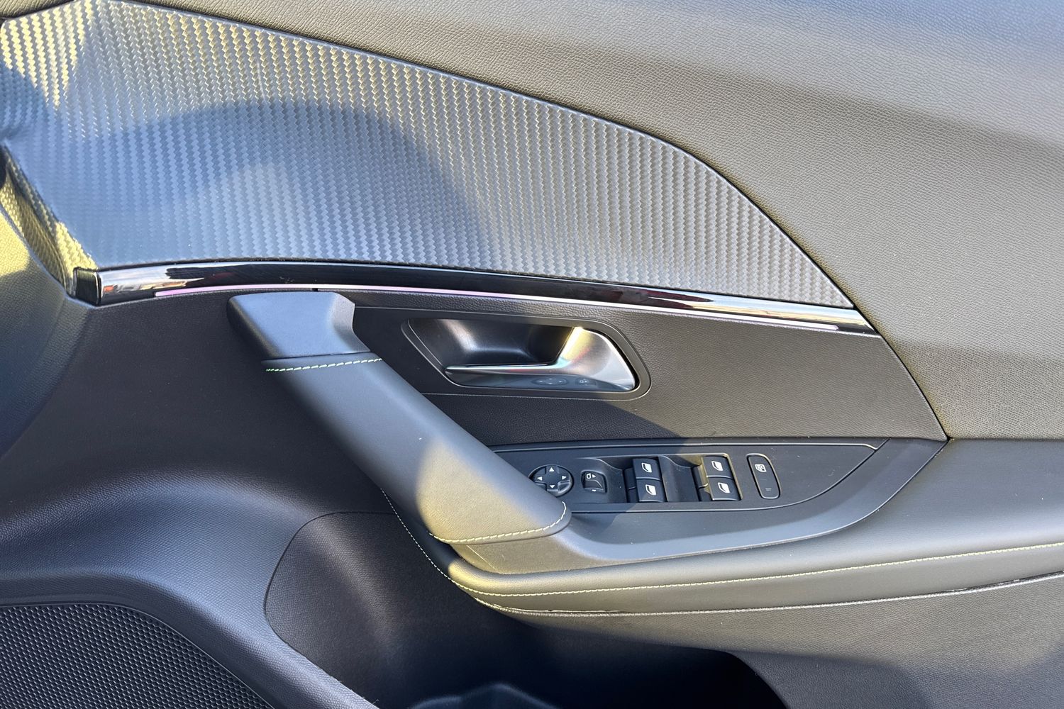 Used Peugeot 2008 2024 for sale - 76805303: Photo 21