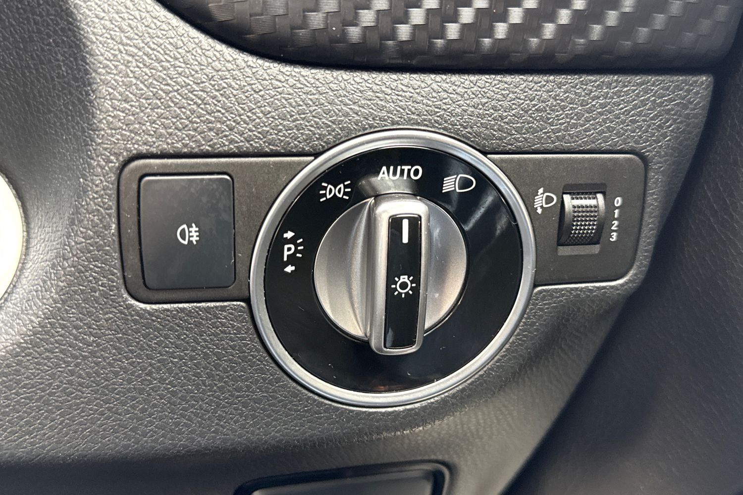 Used Mercedes-Benz A-Class 2017 for sale - 76385443: Photo 35