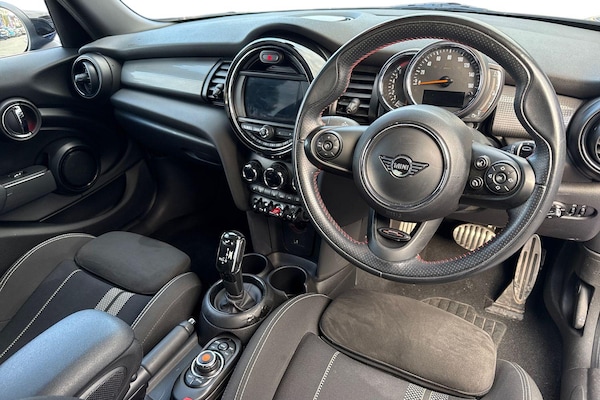 Used MINI Hatch 2020 for sale - 76288339: Photo 14