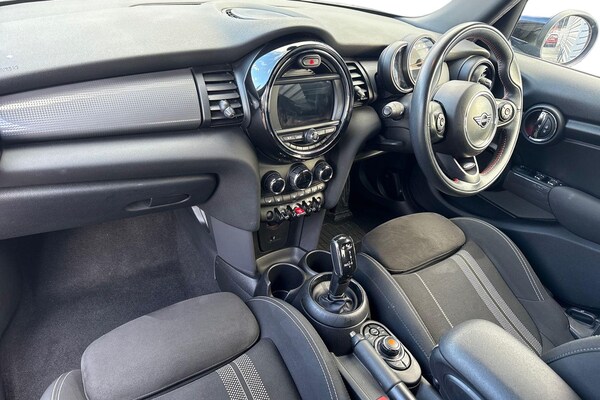 Used MINI Hatch 2020 for sale - 76288339: Photo 15