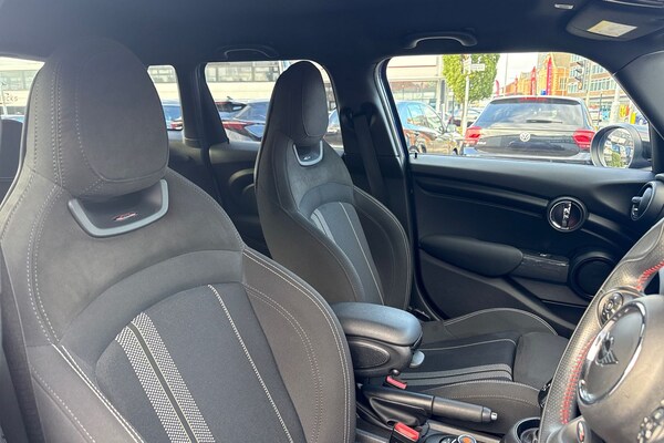 Used MINI Hatch 2020 for sale - 76288339: Photo 24