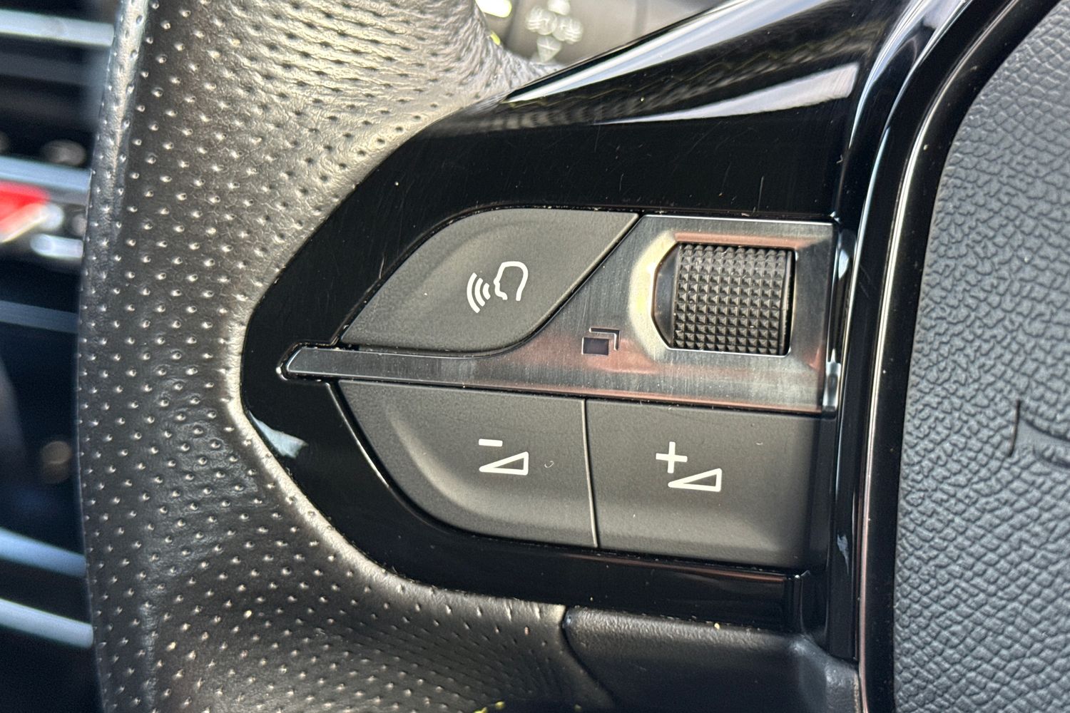 Used Peugeot 2008 2022 for sale - 76636922: Photo 46