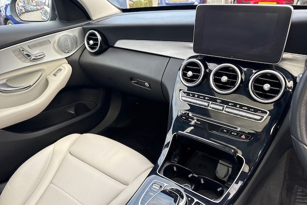 Used Mercedes-Benz C Class 2018 for sale - 76286666: Photo 20