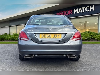 Used Mercedes-Benz C Class 2018 for sale - 76286666: Photo 4