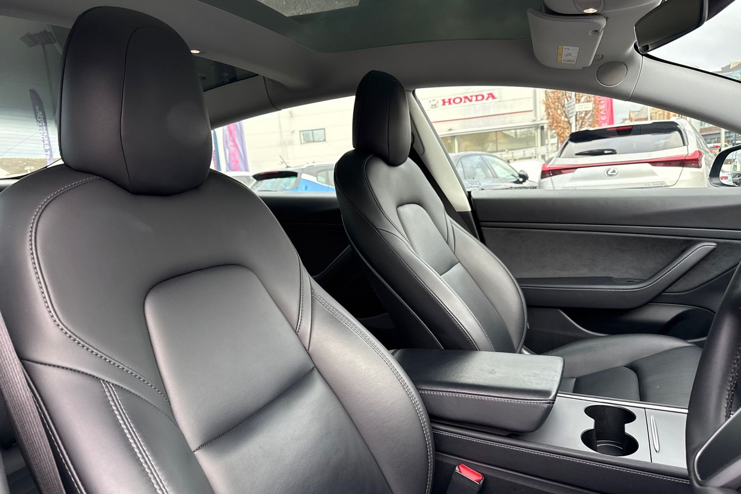 Used Tesla Model 3 2020 for sale - 77303061: Photo 24