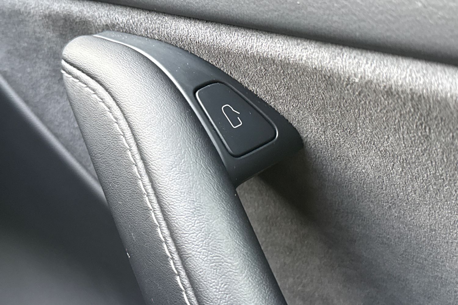 Used Tesla Model 3 2020 for sale - 77303061: Photo 40