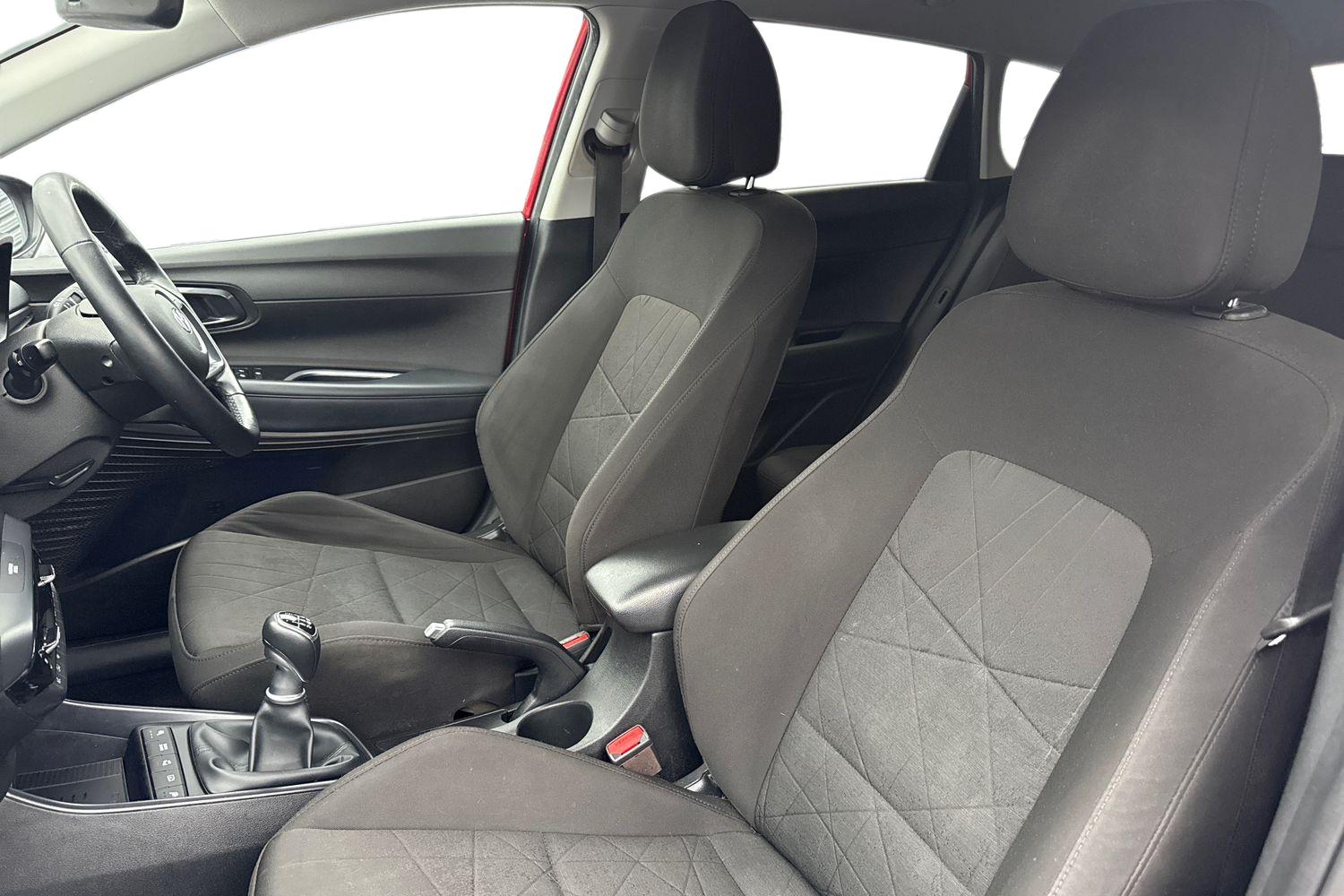 Used Hyundai BAYON 2023 for sale - 77000569: Photo 16