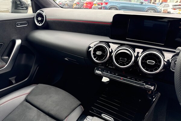 Used Mercedes-Benz A-Class 2020 for sale - 76081827: Photo 20