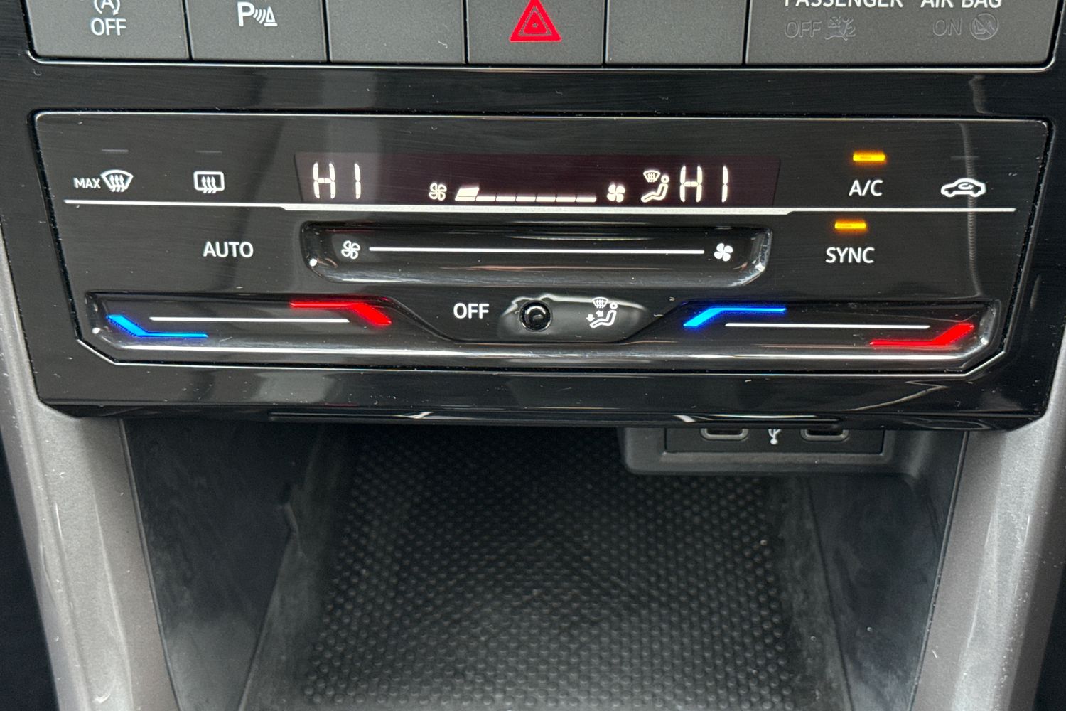 Used Volkswagen T-Cross 2023 for sale - 77527335: Photo 22