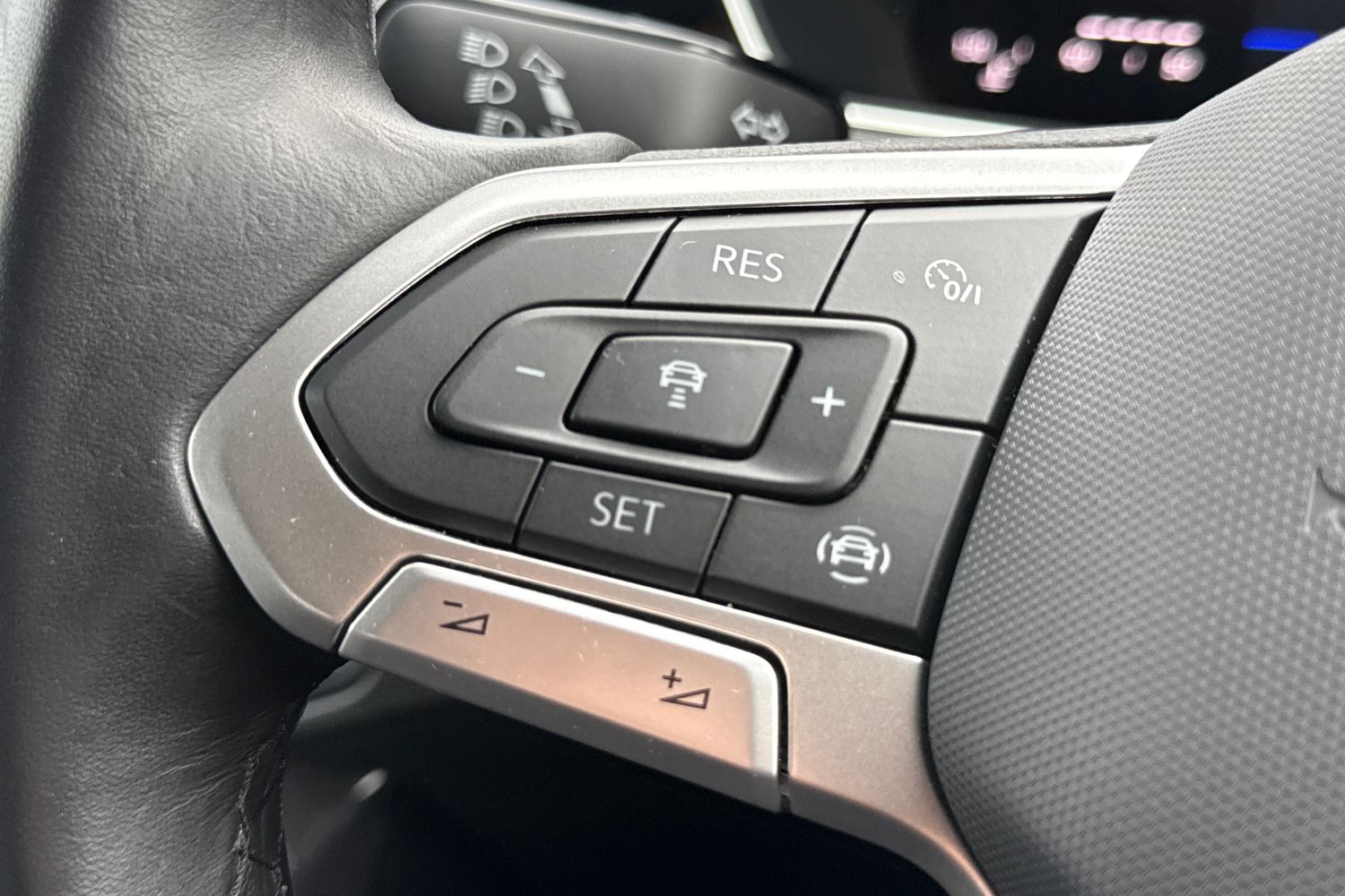 Used Volkswagen T-Cross 2023 for sale - 77527335: Photo 39