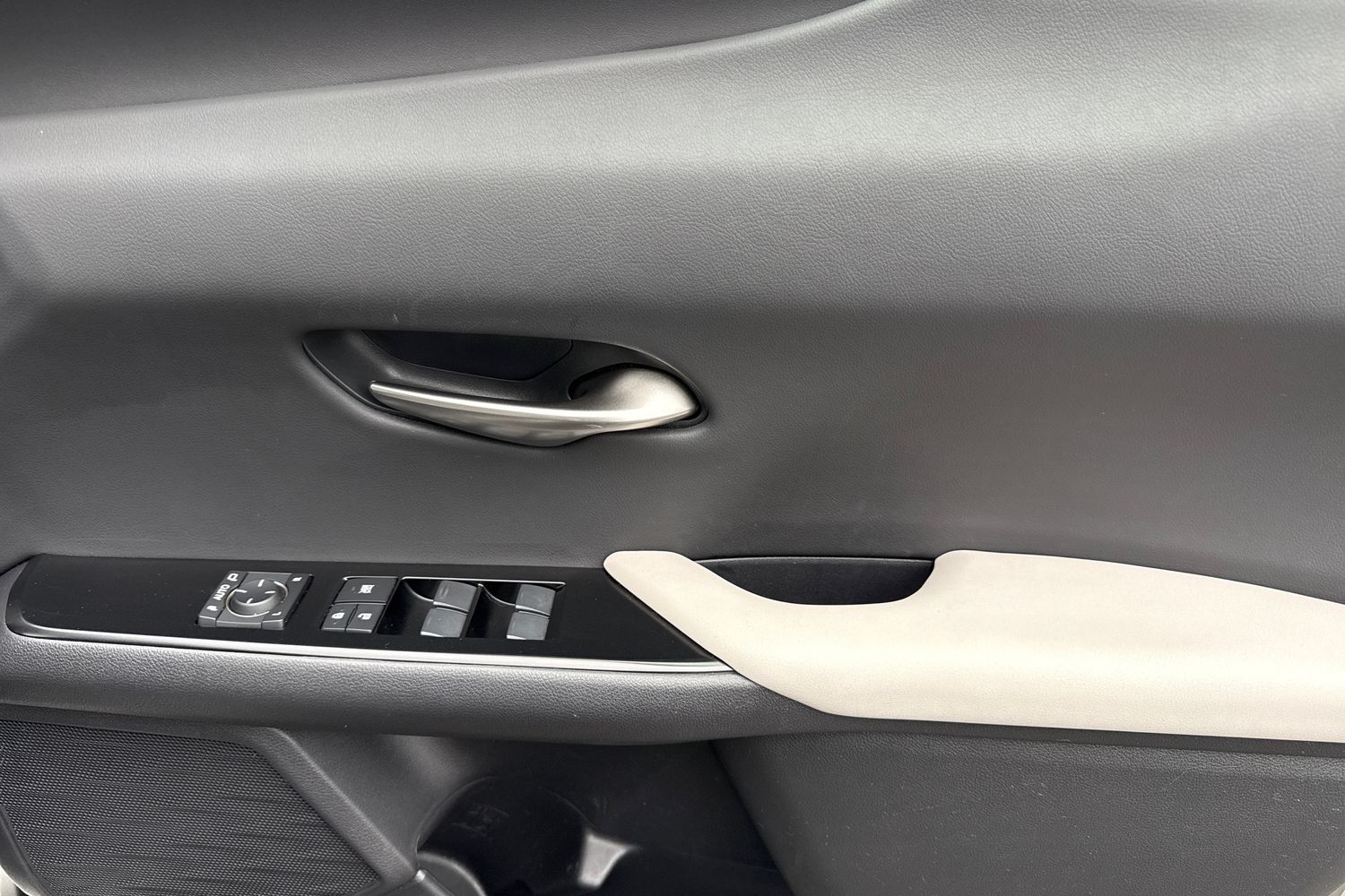 Used Lexus UX 2023 for sale - 76587978: Photo 20