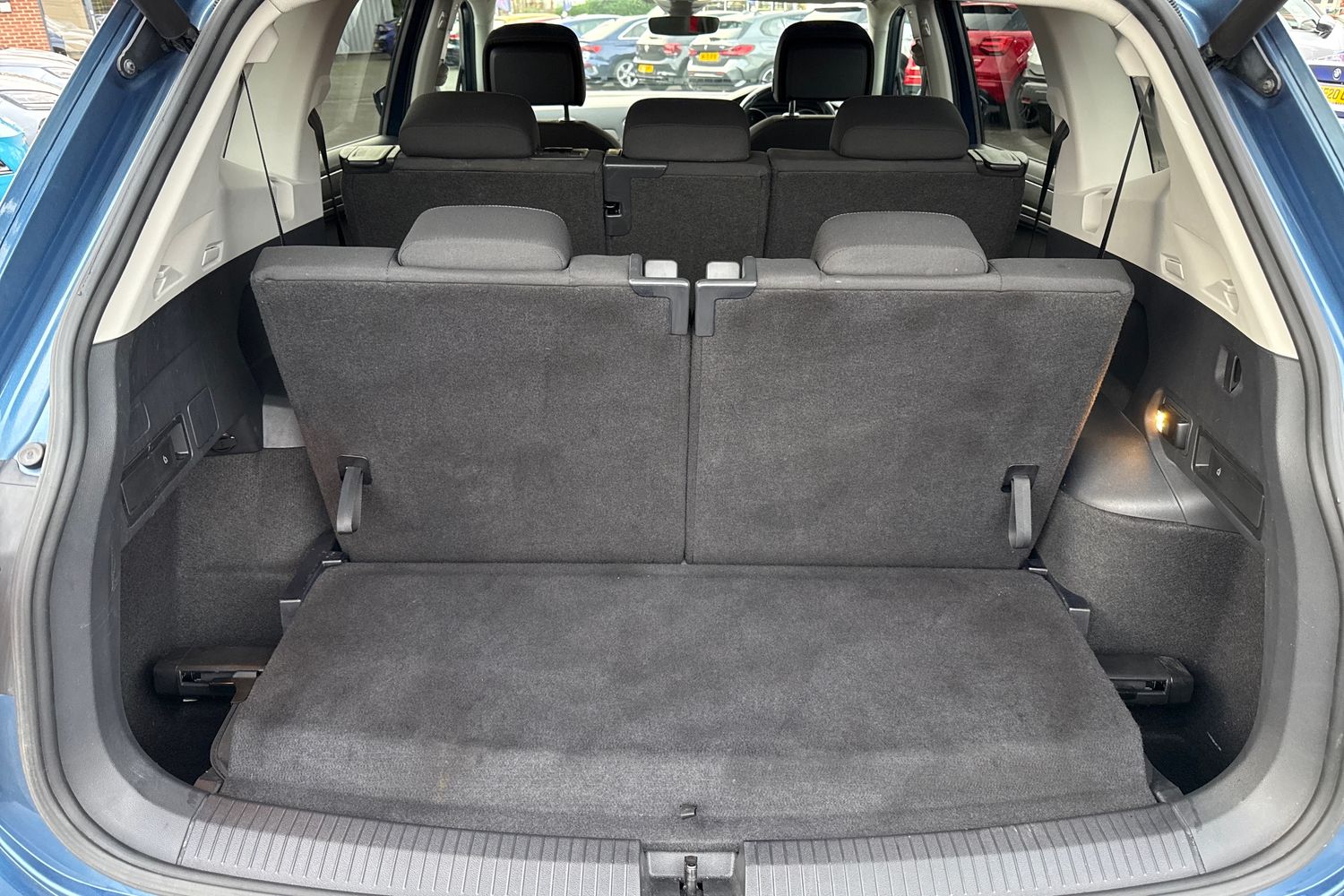 Used Volkswagen Tiguan Allspace 2020 for sale - 76357693: Photo 31