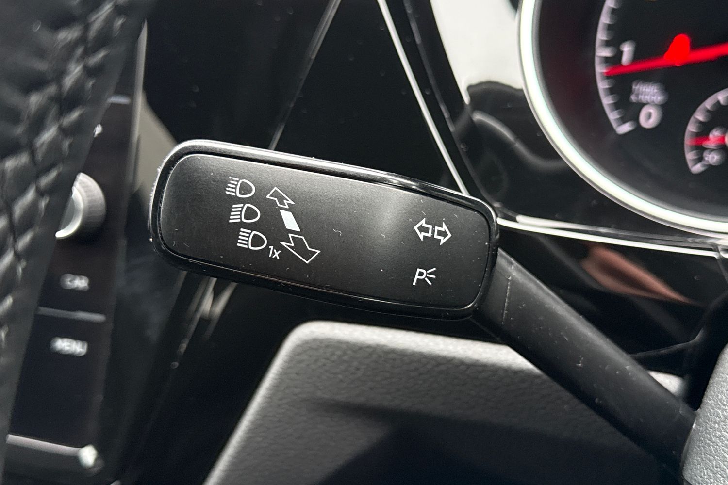 Used Volkswagen Touran 2020 for sale - 77340863: Photo 42