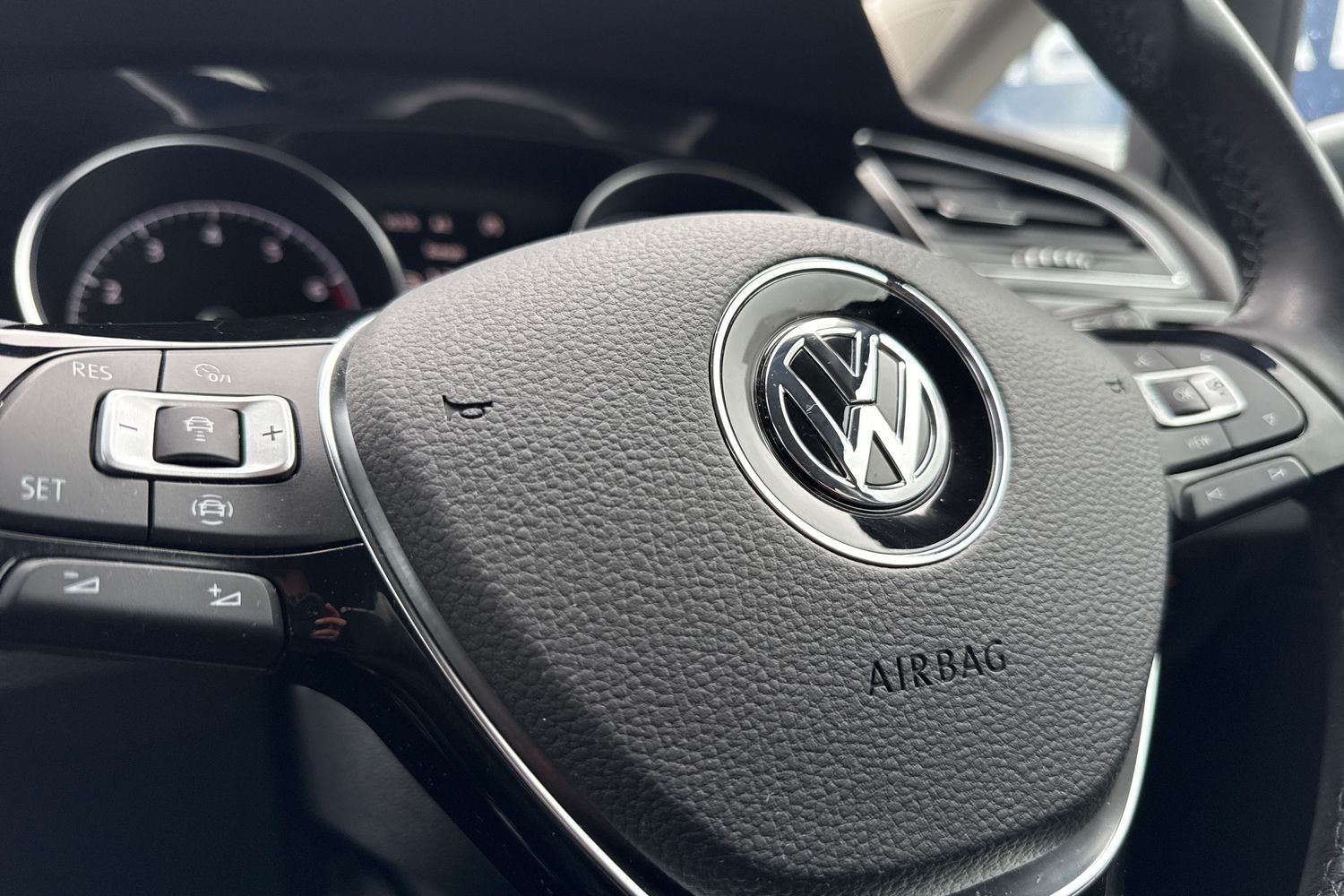 Used Volkswagen Touran 2020 for sale - 77340863: Photo 44