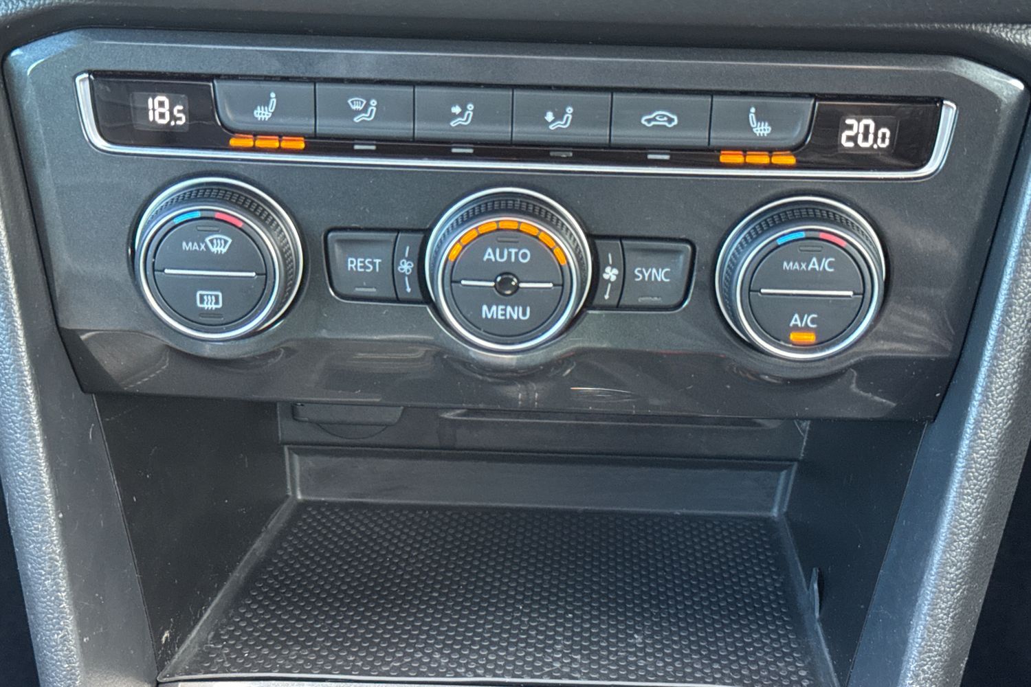 Used Volkswagen Tiguan 2018 for sale - 76391027: Photo 22