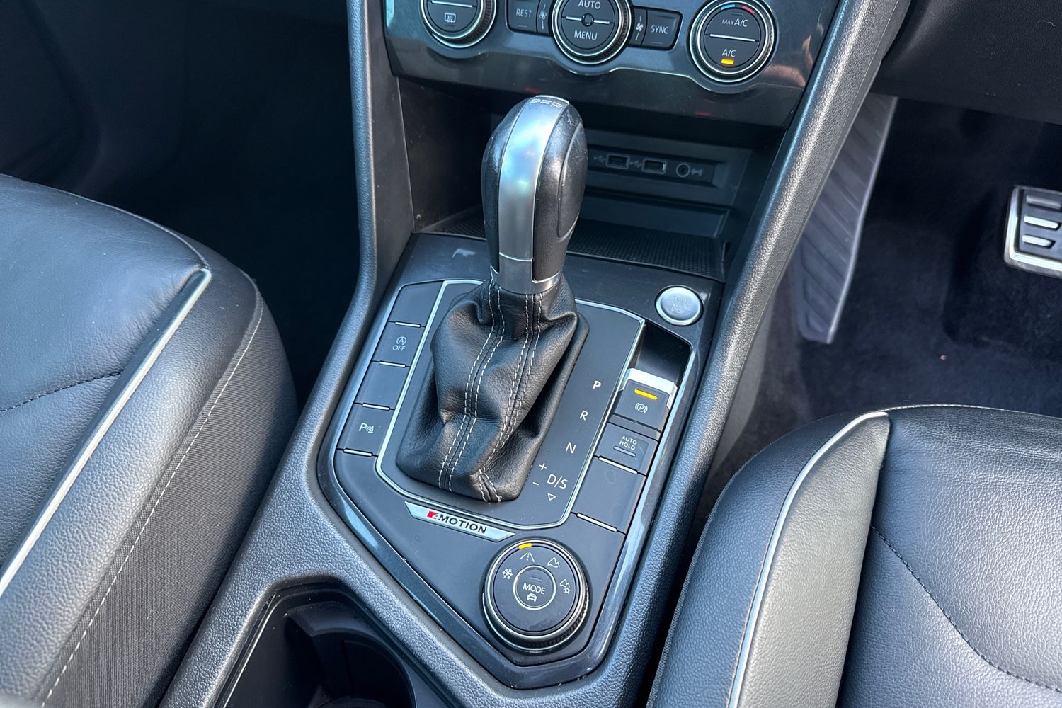 Used Volkswagen Tiguan 2018 for sale - 76391027: Photo 23