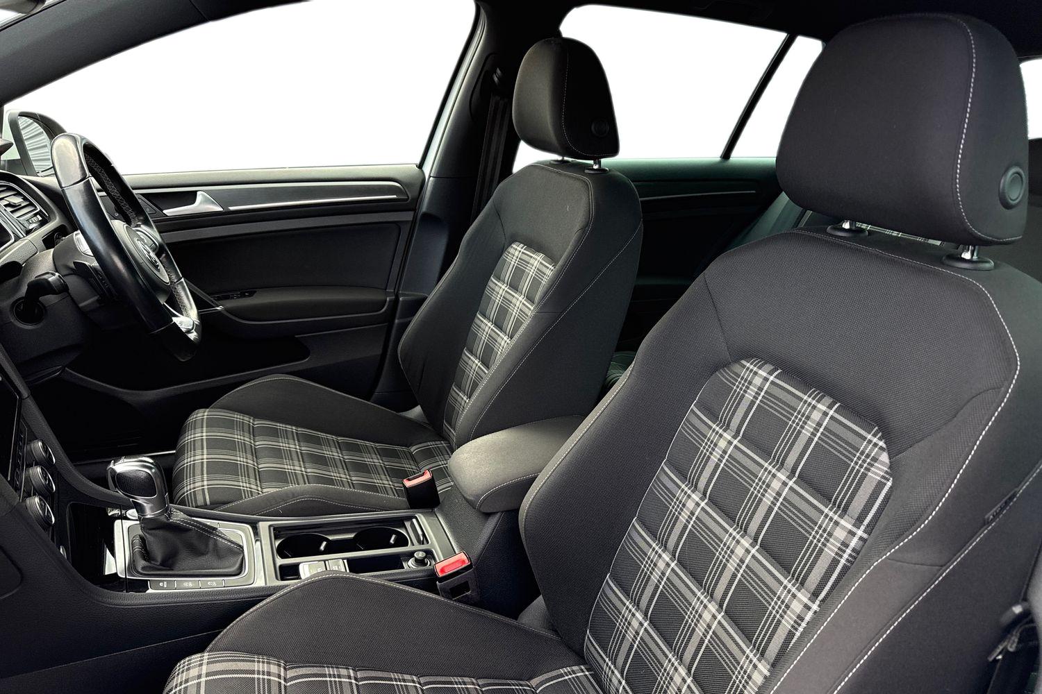 Used Volkswagen Golf 2019 for sale - 76836336: Photo 15